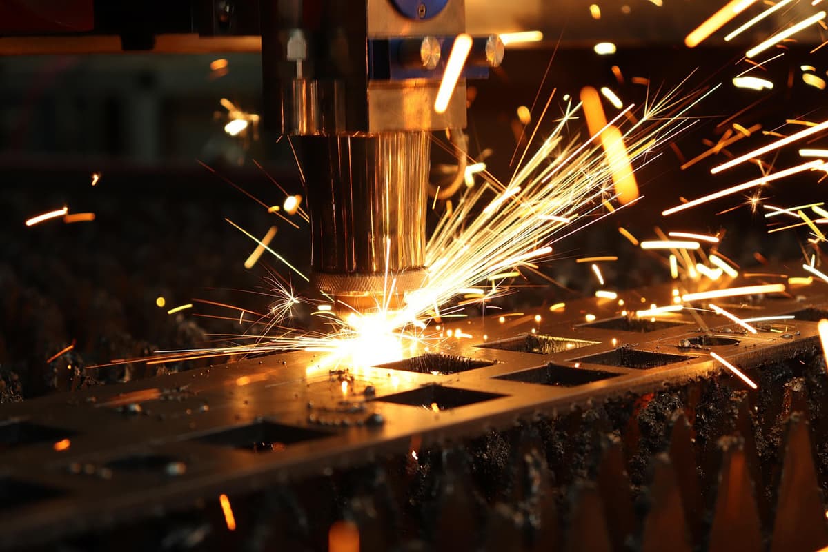 How to Choose Cutting Tools for Metalworking