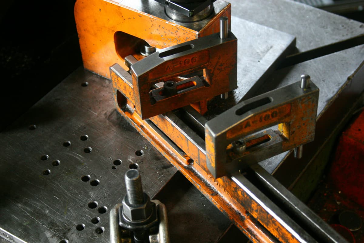 How to Verify the Quality of Industrial Supplies Before Purchase