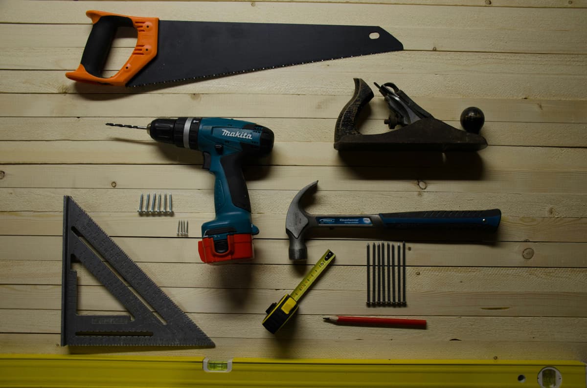 How to Choose Power Tools for Industrial Use