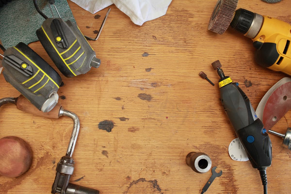 What Is the Difference Between Hand Tools and Power Tools?