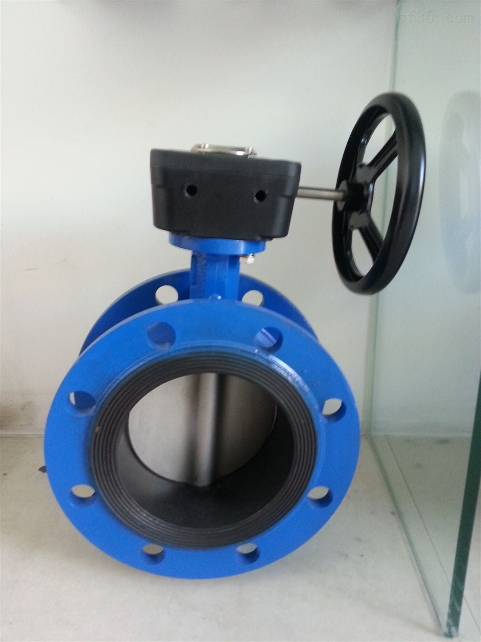 915e876c8a